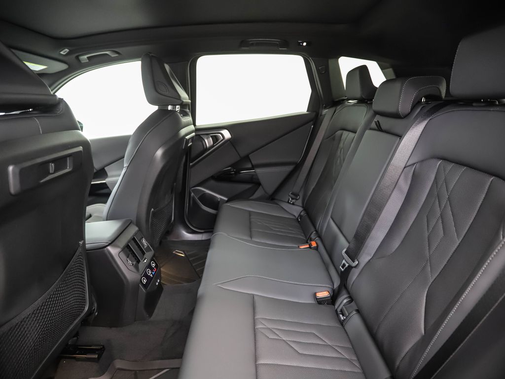 Thumbnail: 2026 BMW X3 - 22