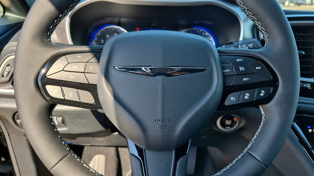 2026 Chrysler Pacifica