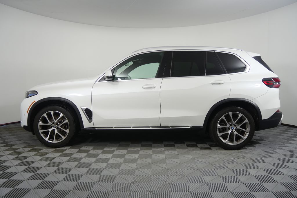 Thumbnail: 2024 BMW X5 - 6