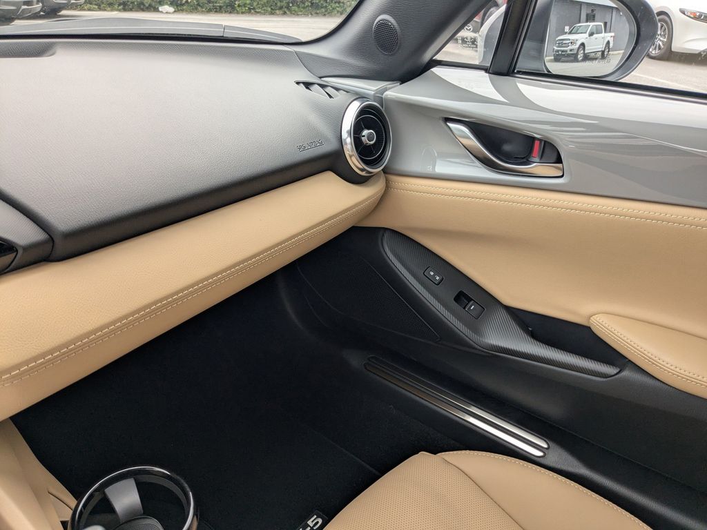 2025 Mazda MX-5 Miata Grand Touring