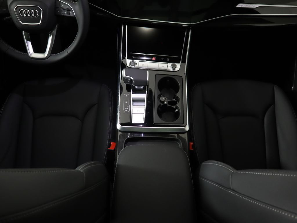 Thumbnail: 2026 Audi Q7 - 19