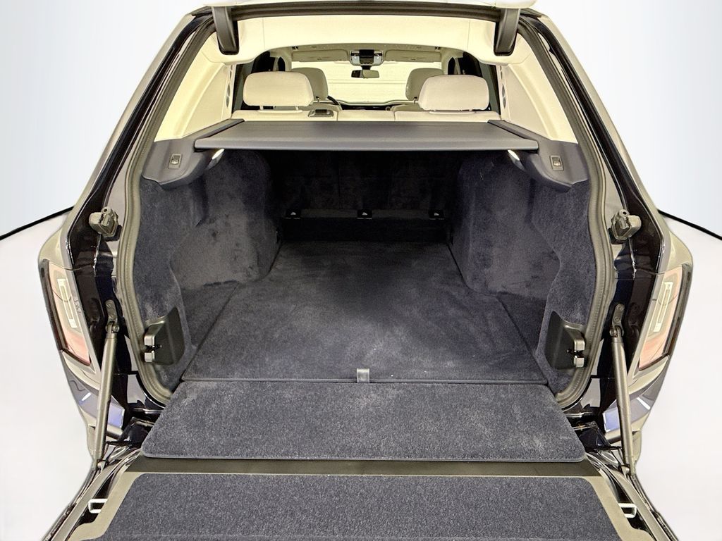 Thumbnail: 2026 Rolls-Royce Cullinan - 27