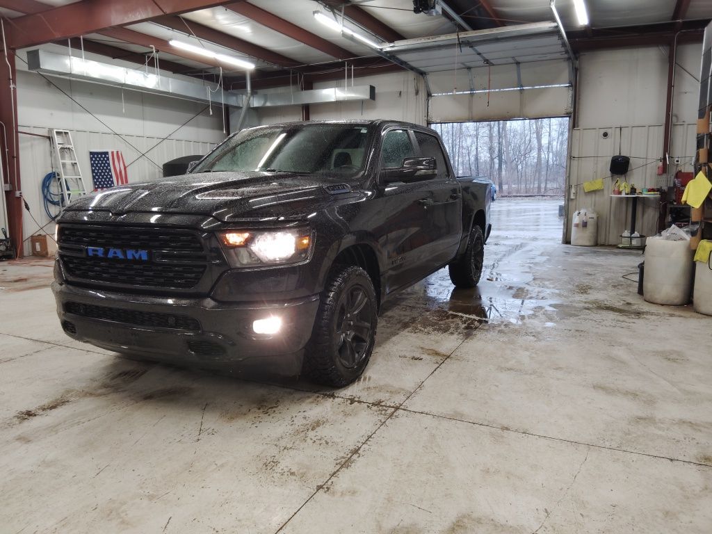 2024 RAM 1500 Big Horn Crew Cab 4WD