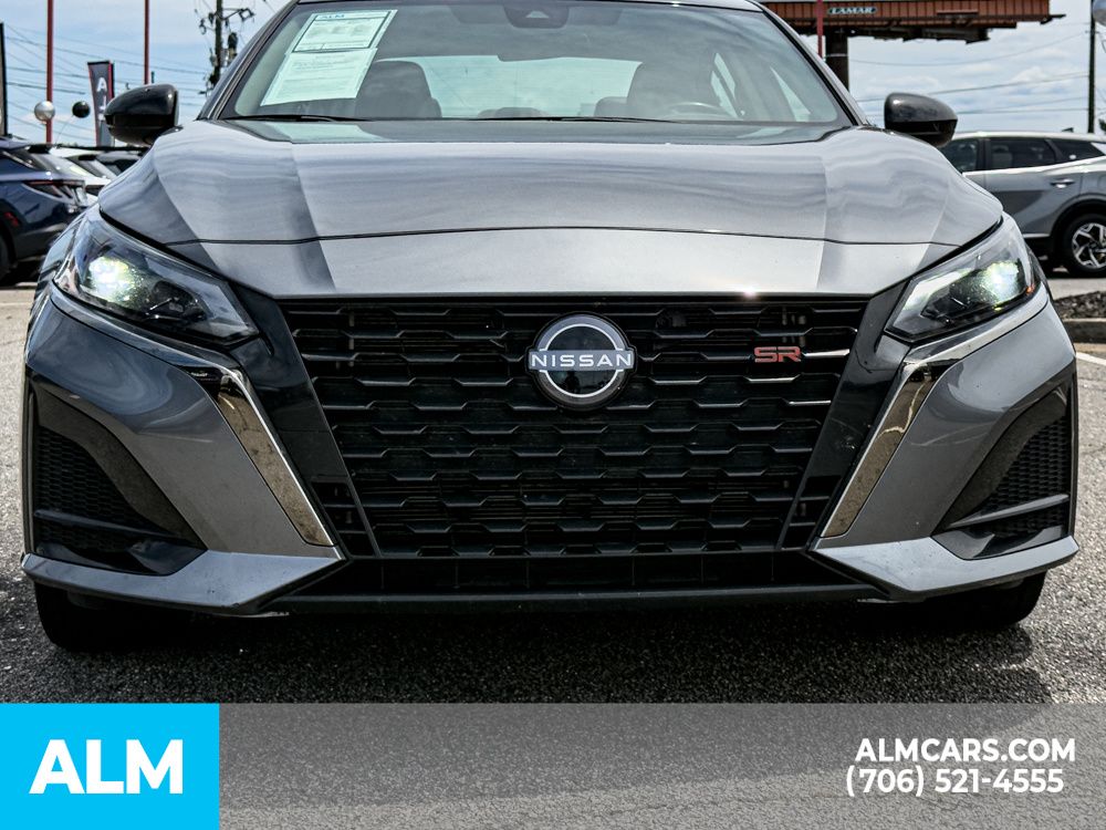 Used 2024 Gray Nissan 2.5 SR image 9