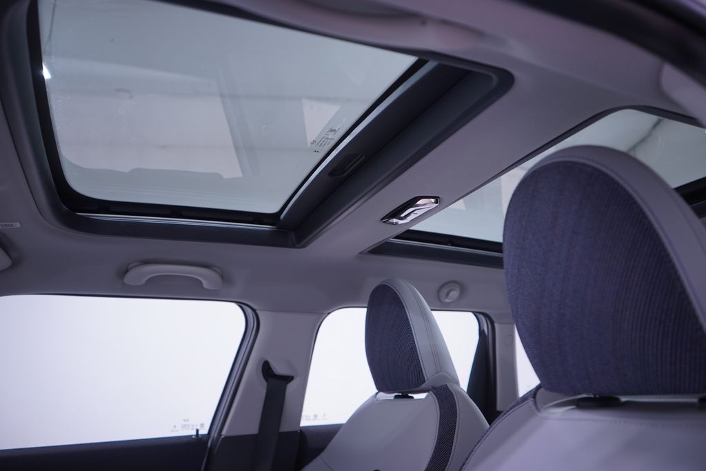 Thumbnail: 2026 MINI Cooper - 8