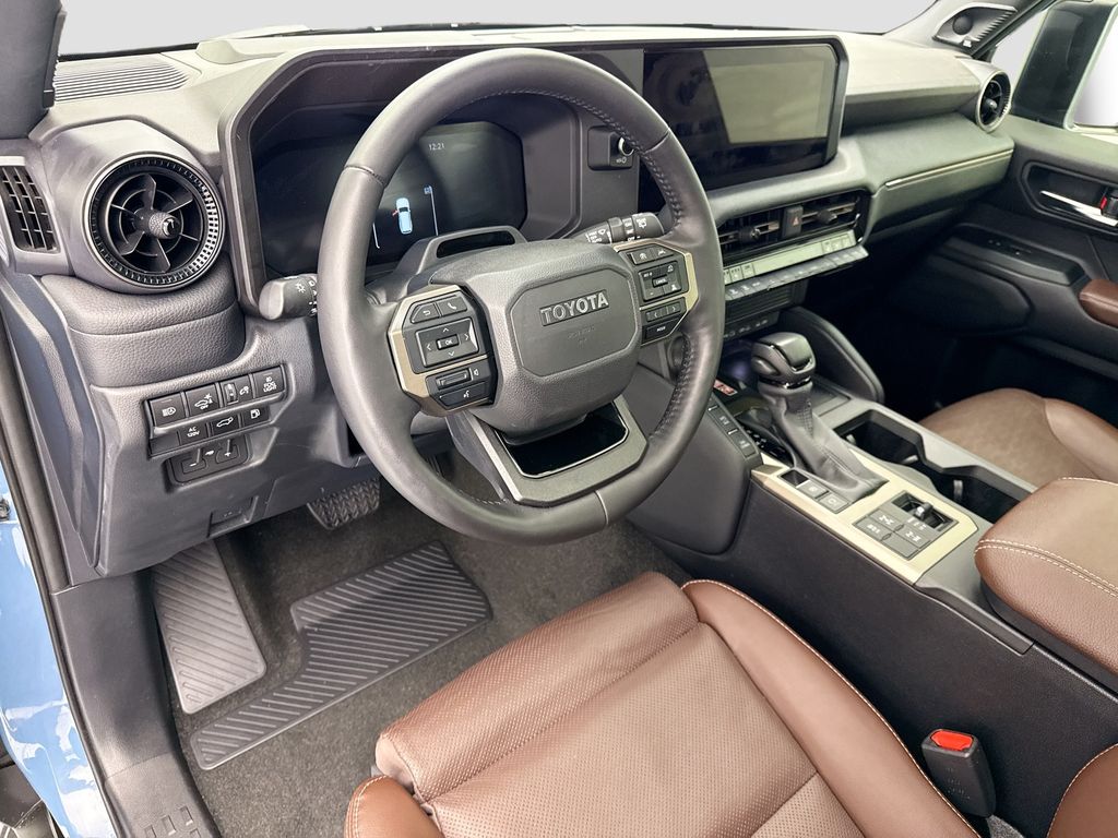 Thumbnail: 2025 Toyota Land Cruiser - 9