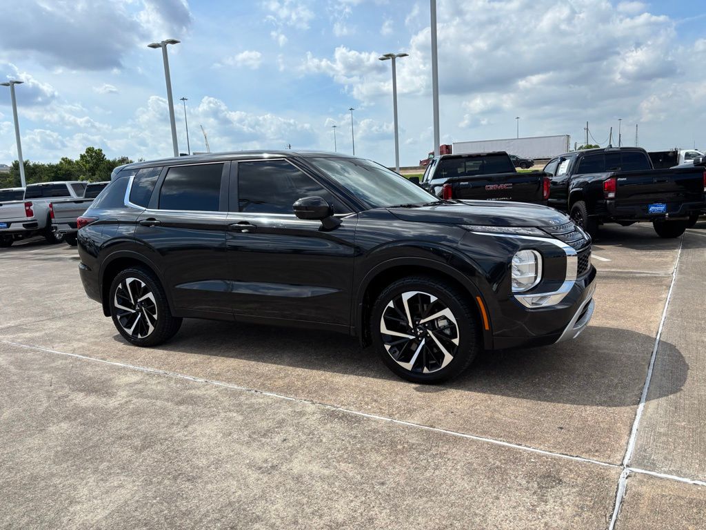 2023 Mitsubishi Outlander SE  at North Houston Mitsubishi