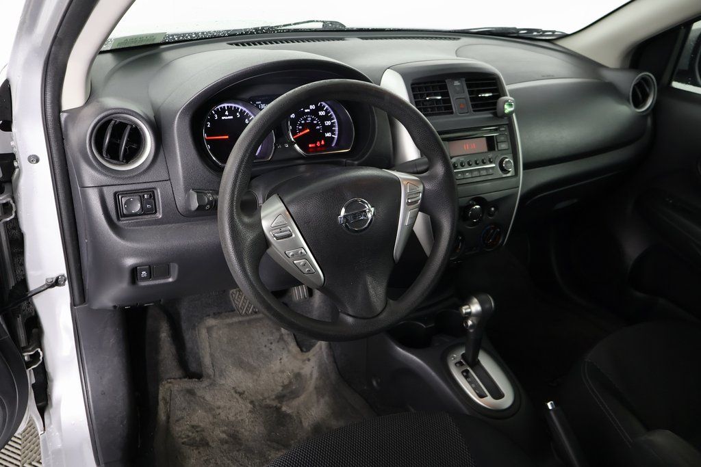 Thumbnail: 2015 Nissan Versa - 5