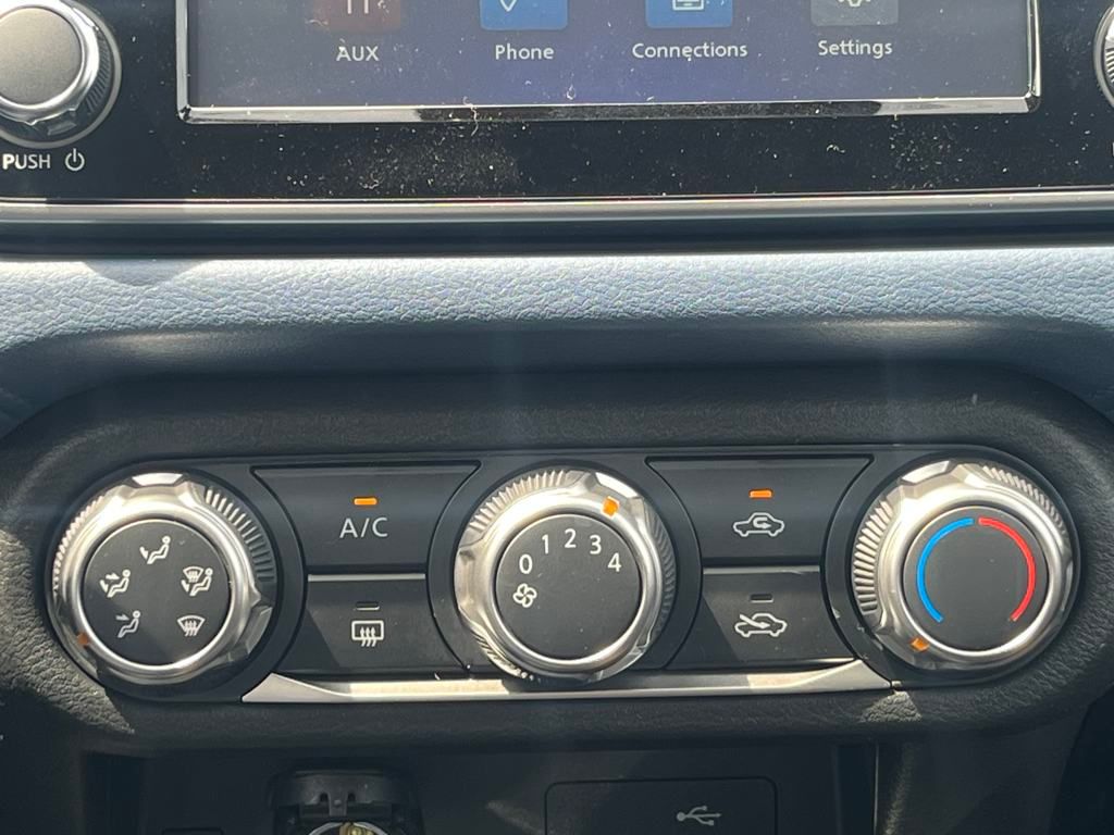 2025 Nissan Versa 1.6 SV photo