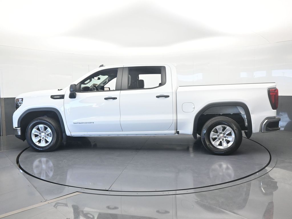 Used 2024 Summit White GMC Pro image 3