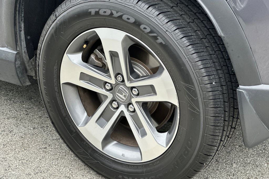 Used 2024 Modern Steel Metallic Honda EX-L image 4