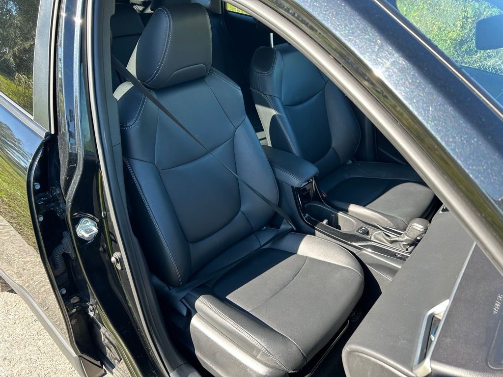 Thumbnail: 2024 Toyota Corolla Cross - 15