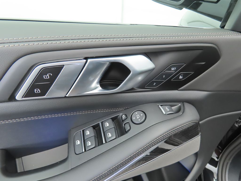 Thumbnail: 2026 BMW X5 - 23