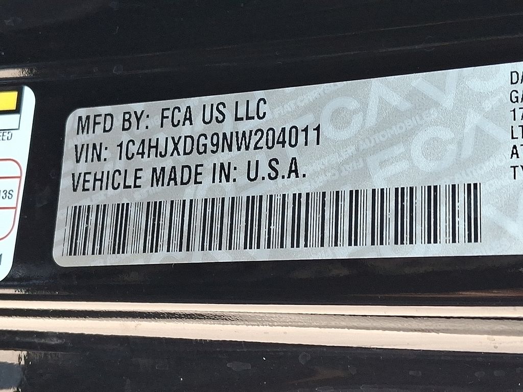 2022 Jeep Wrangler — photo 28