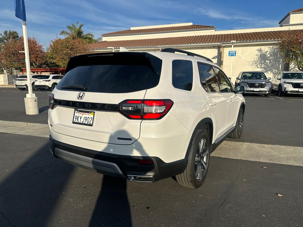 2024 Honda Pilot Touring 6