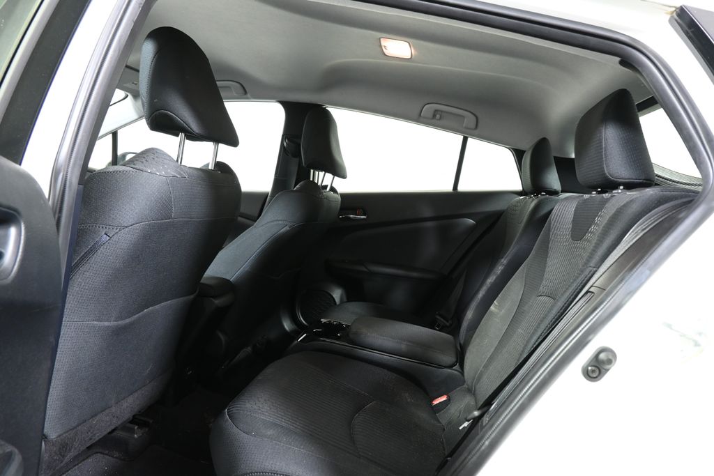Thumbnail: 2018 Toyota Prius Prime - 7
