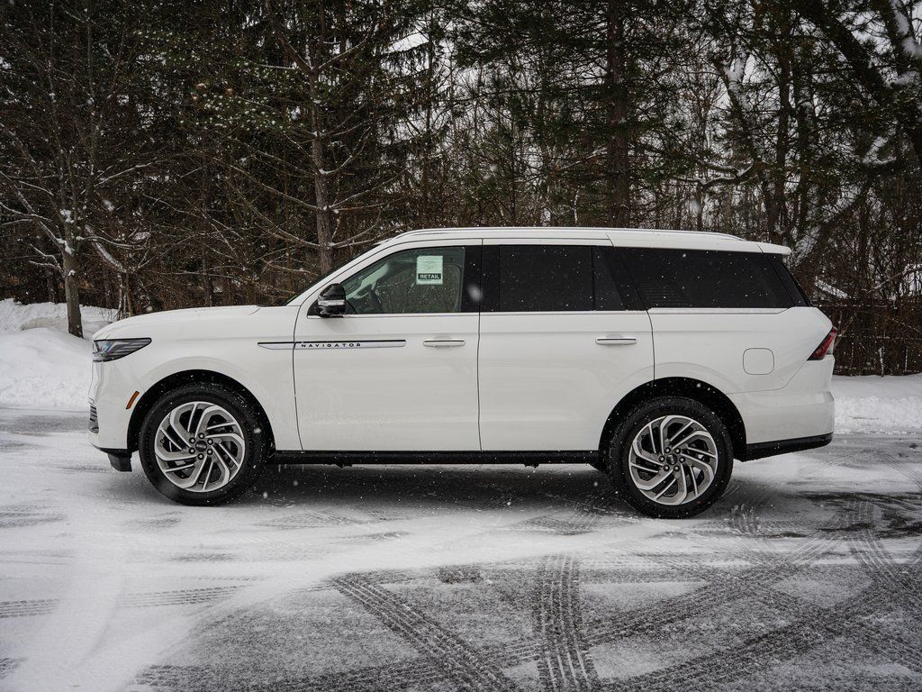 New 2026 White Lincoln Reserve image 7