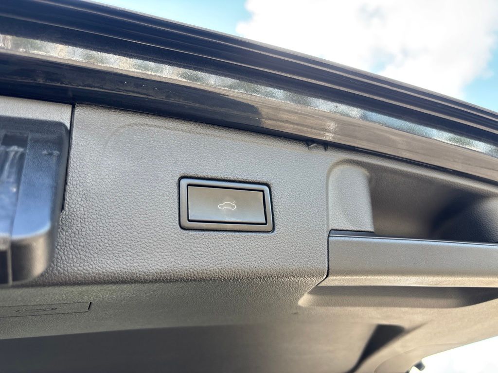 2021 Volkswagen Atlas 2.0T SE w/Technology Black at Parkway Family Mazda