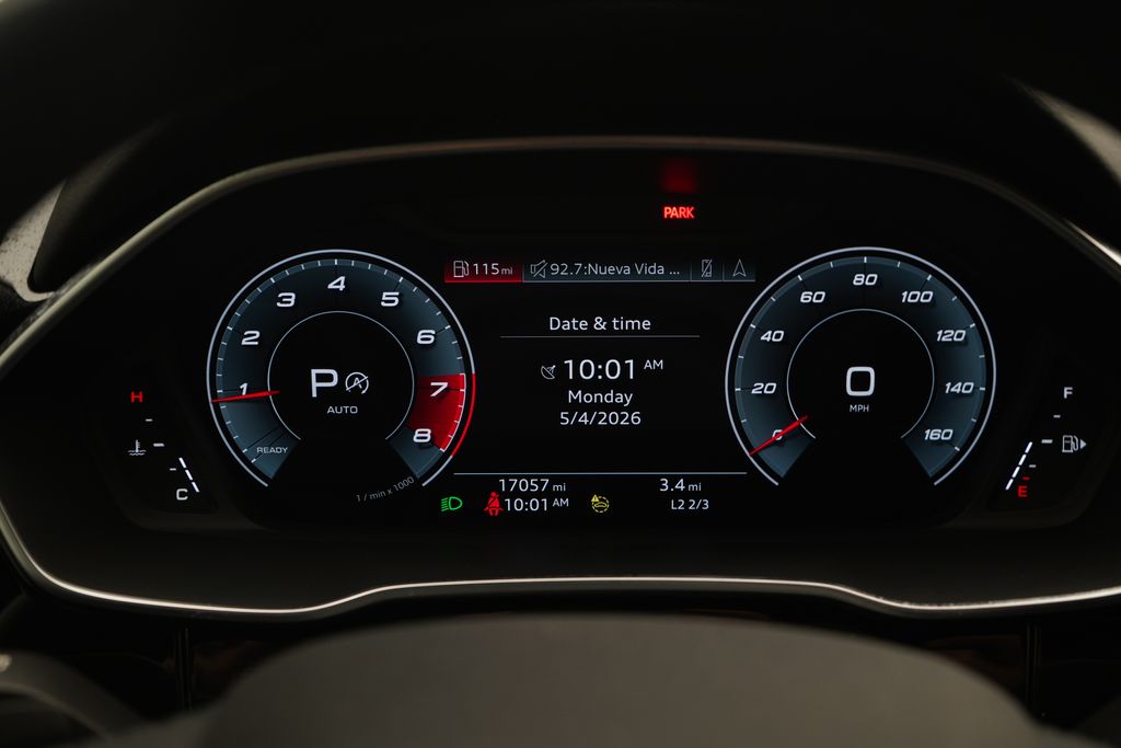 Thumbnail: 2023 Audi Q3 - 10