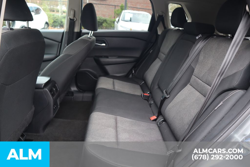 Used 2025 Gray Nissan SV image 18