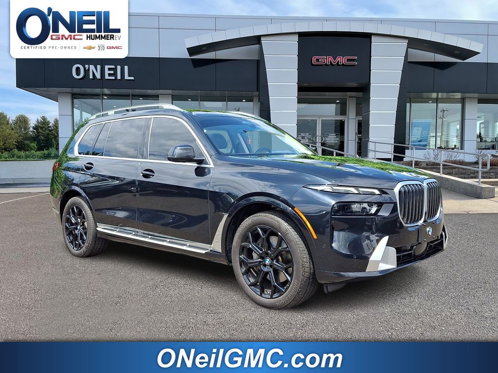 Black Sapphire Metallic 2026 BMW X7 SUV / Crossover All-Wheel Drive 8-Speed Automatic