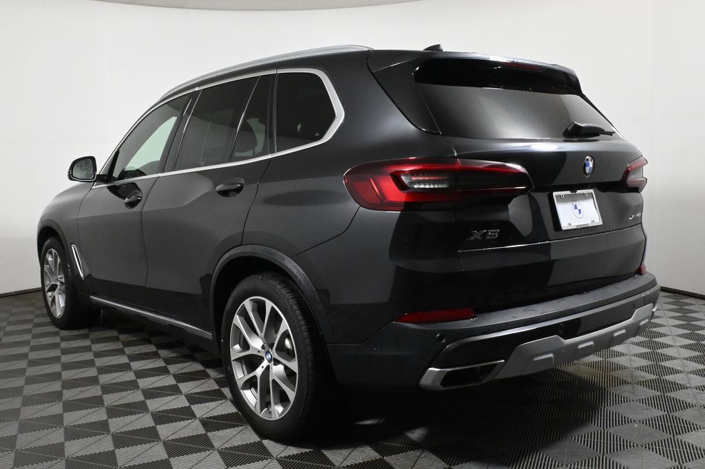 2022 BMW X5 xDrive40i 5