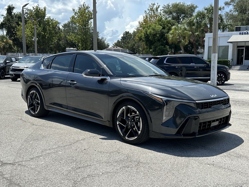 Interstellar Gray 2025 Kia K4 Sedan Front-Wheel Drive Continuously Variable Transmission