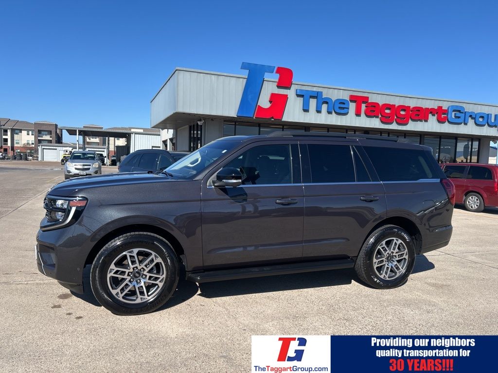 2025 Ford Expedition Active RWD