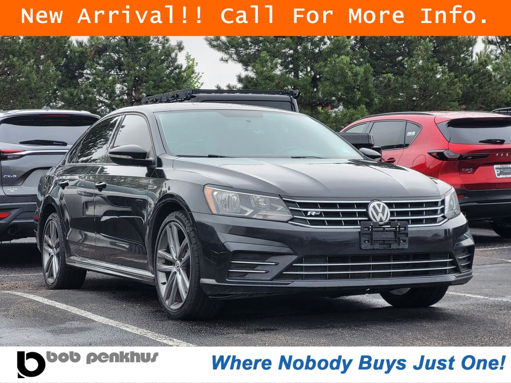 2018 Volkswagen Passat 2.0T R-Line