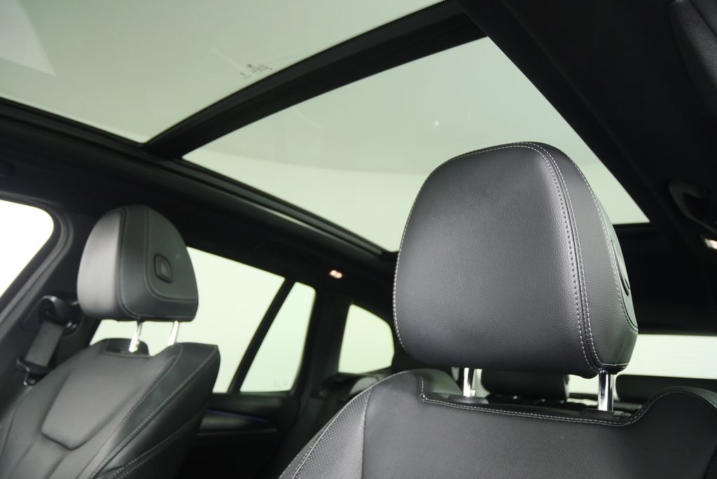 Thumbnail: 2024 BMW X3 - 11
