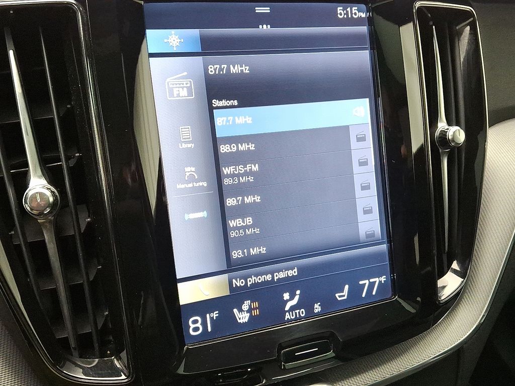 Thumbnail: 2018 Volvo XC60 - 18