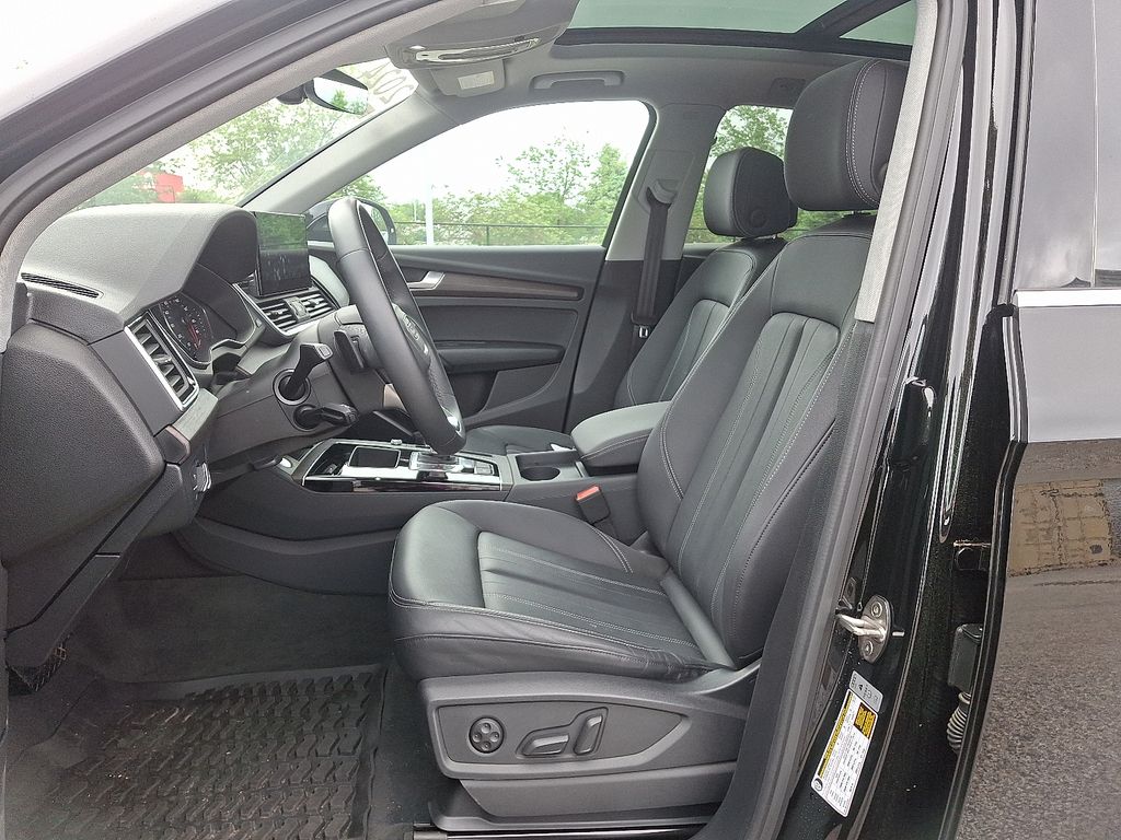 2024 Audi Q5 Premium 14