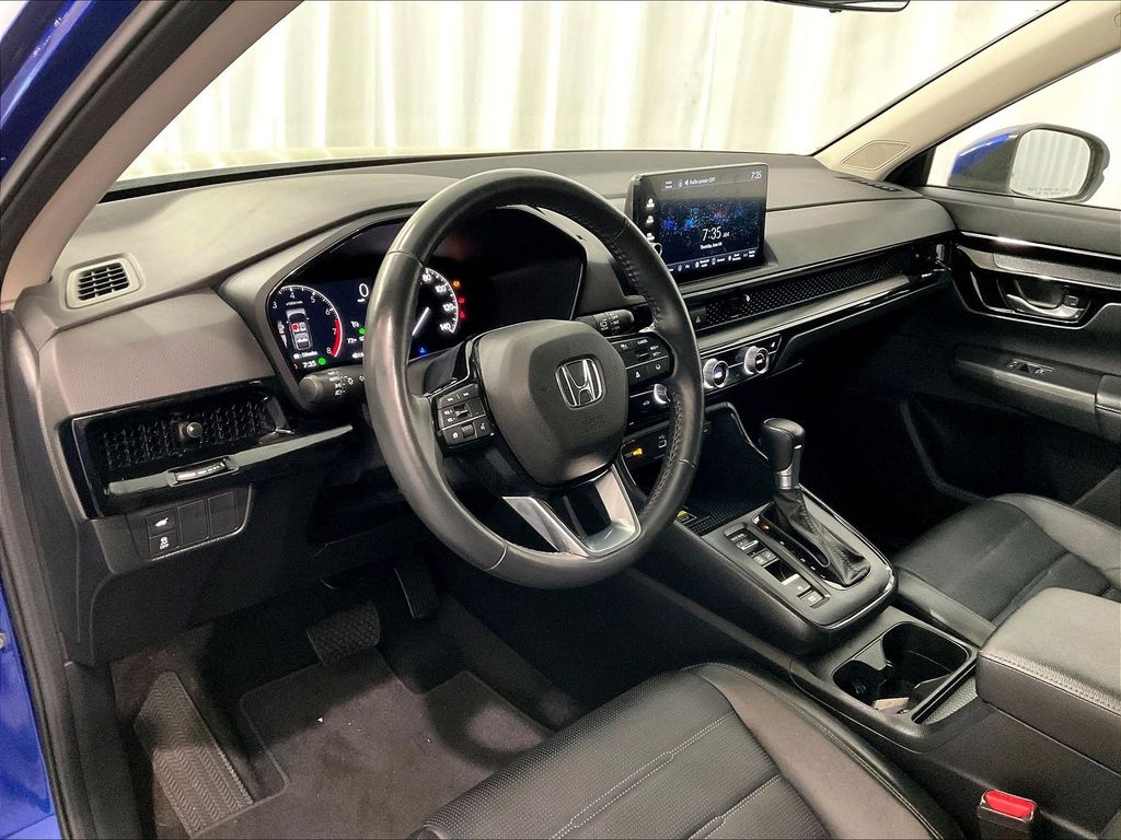 2023 Honda CR-V — photo 8