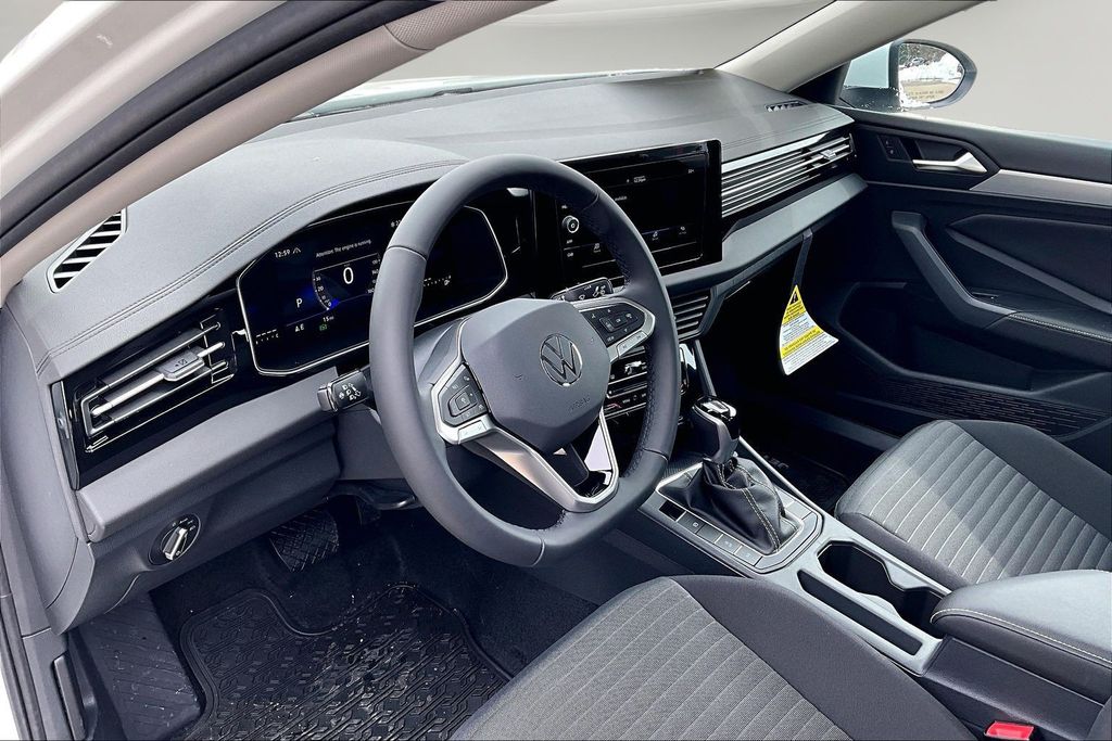 New 2026 White Volkswagen 1.5T S image 8