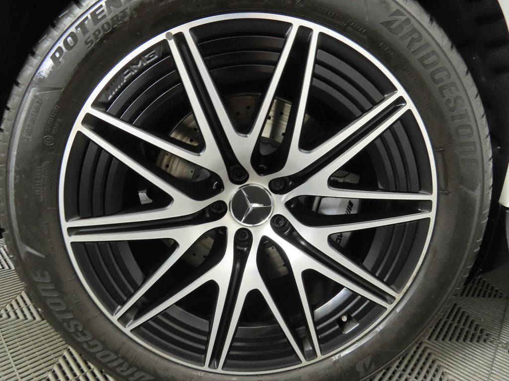 2025 Mercedes-Benz GLC 43 AMG 32