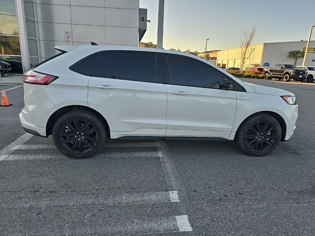 2022 Ford Edge ST-Line