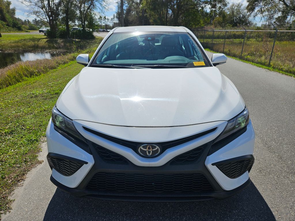 2023 Toyota Camry SE 8