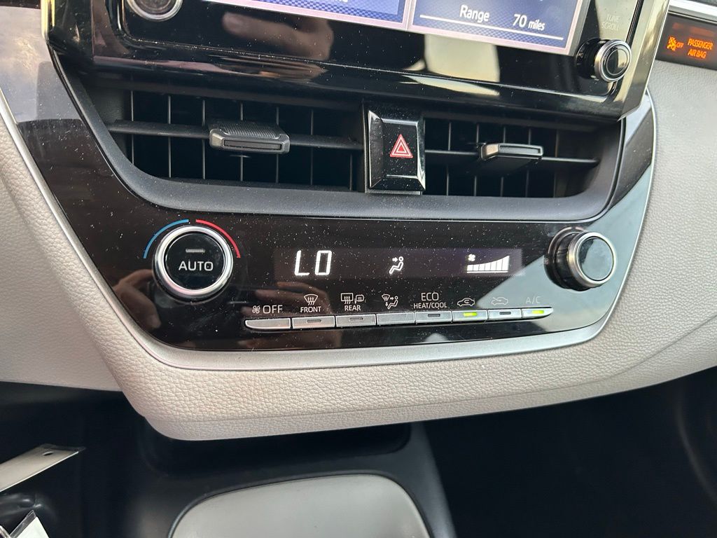 Thumbnail: 2020 Toyota Corolla - 24