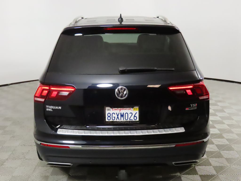 Thumbnail: 2018 Volkswagen Tiguan - 4