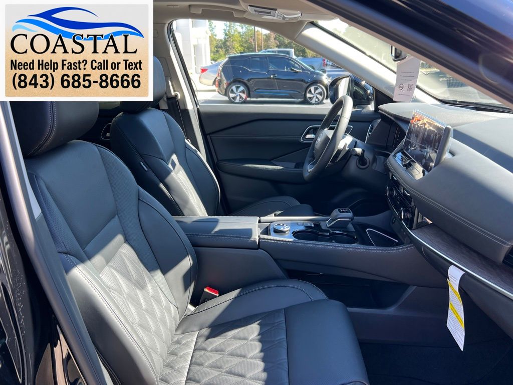 2026 Nissan Rogue Platinum Black at Lugoff Nissan