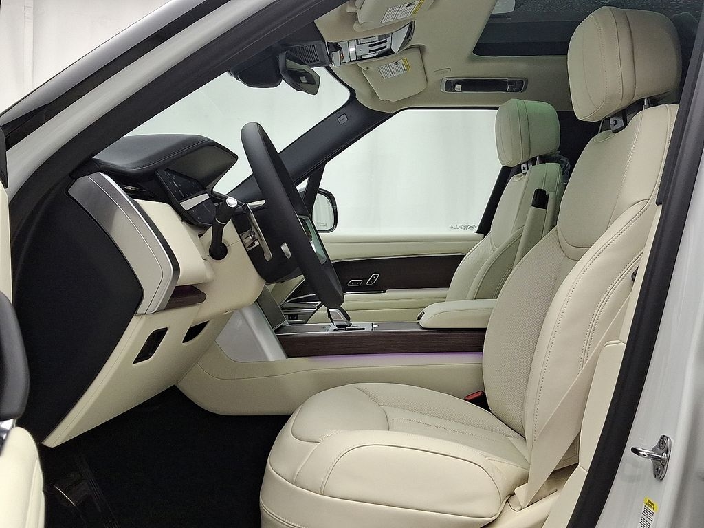 Thumbnail: 2026 Land Rover Range Rover - 11