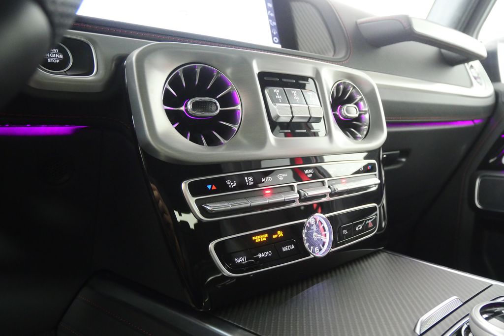 Thumbnail: 2022 Mercedes-Benz G-Class - 32