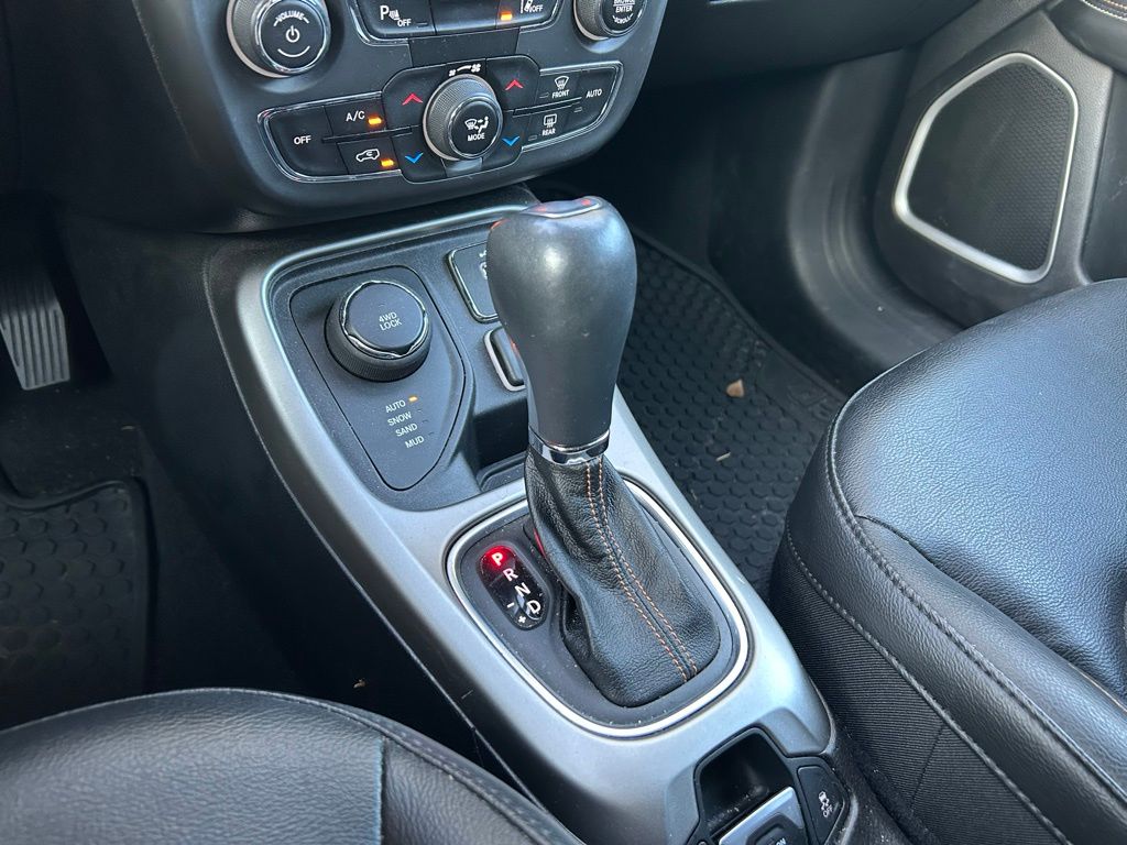 Thumbnail: 2020 Jeep Compass - 27