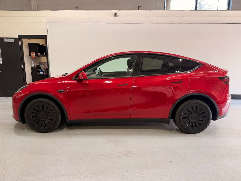 Thumbnail: 2023 Tesla Model Y - 2
