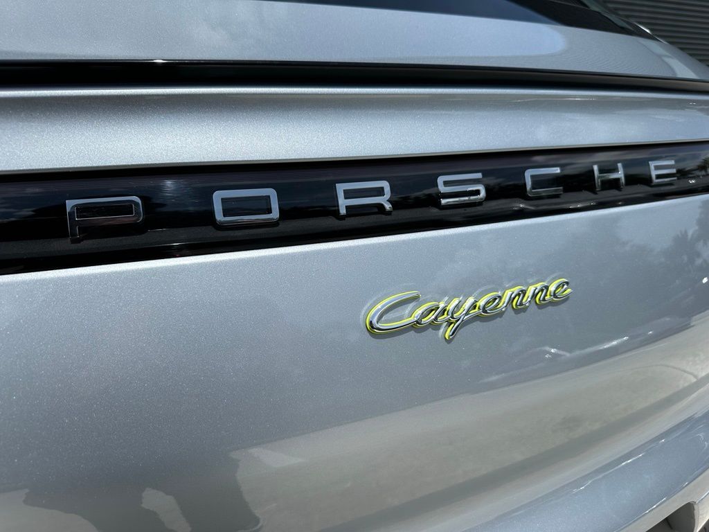 Thumbnail: 2023 Porsche  - 11