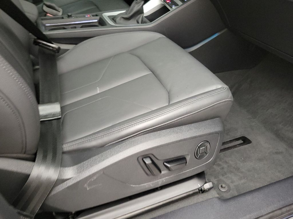 Thumbnail: 2022 Audi Q3 - 14