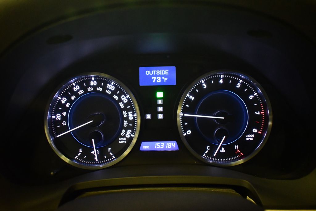 Thumbnail: 2013 Lexus IS - 20