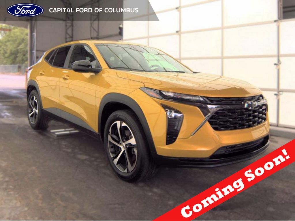 Nitro Yellow Metallic 2025 Chevrolet Trax SUV / Crossover Front-Wheel Drive 6-Speed Automatic