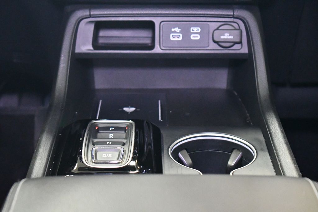 Thumbnail: 2023 Honda Pilot - 20