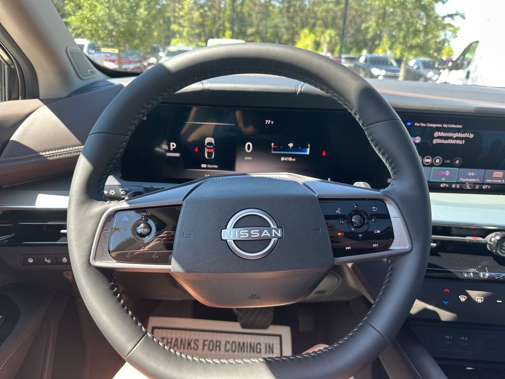 2025 Champagne Silver Metallic Nissan Murano Platinum AWD SUV